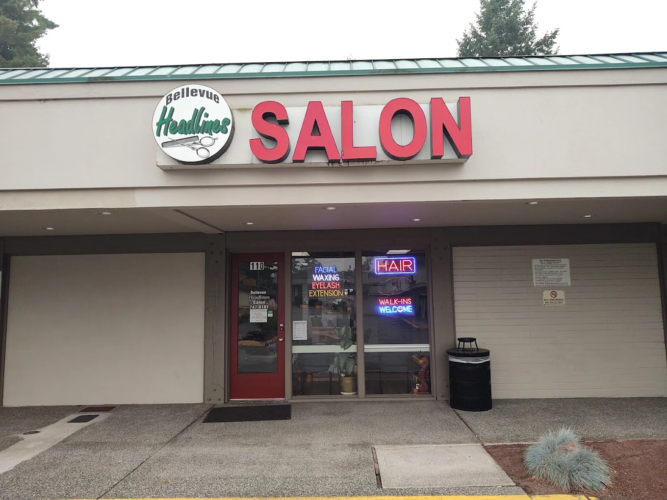 Bellevue Headlines Salon storefront on 156th Avenue NE in Bellevue, Washington